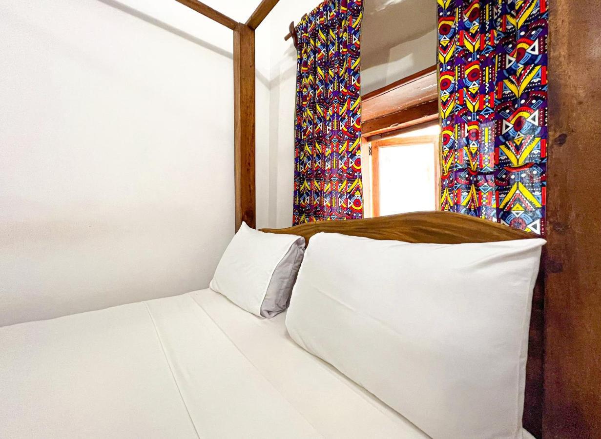 Shoki Shoki Guest House Zanzibar Bagian luar foto