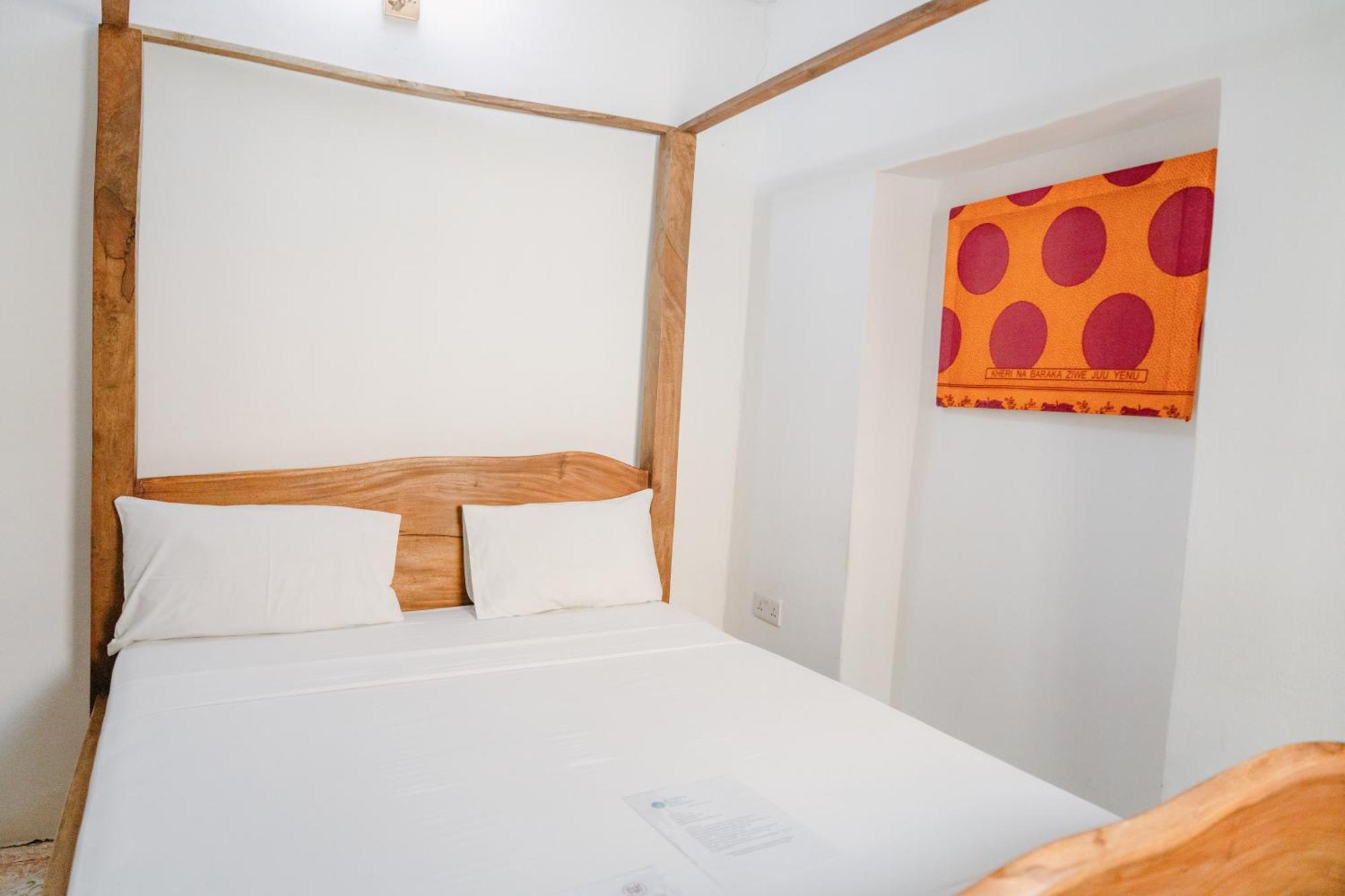 Shoki Shoki Guest House Zanzibar Bagian luar foto