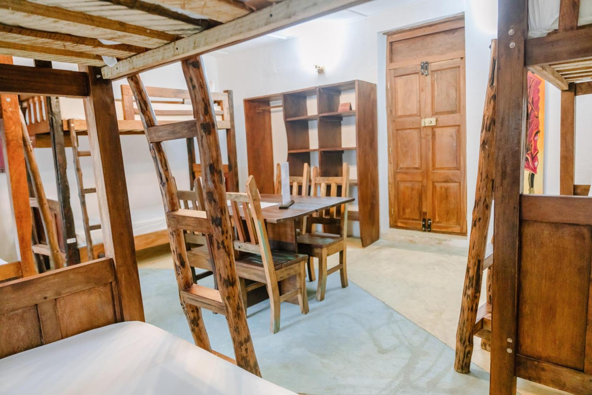 Shoki Shoki Guest House Zanzibar Bagian luar foto